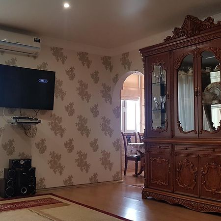 Люкс Апартаменты Центр Сухумі Екстер'єр фото